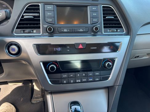 Used 2016 Hyundai Sonata SE image 13