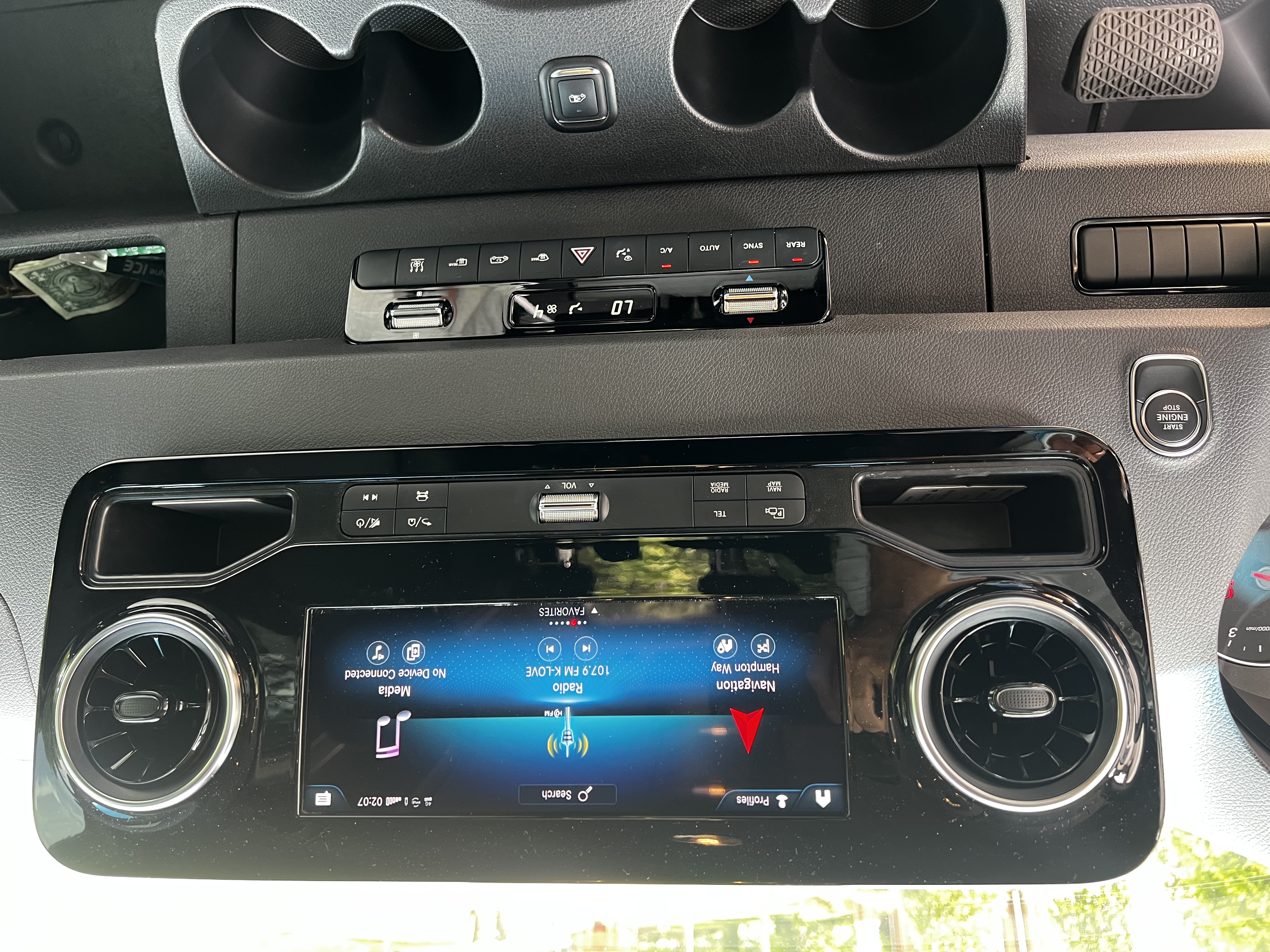 Used 2024 Mercedes-Benz Sprinter 2500 image 12