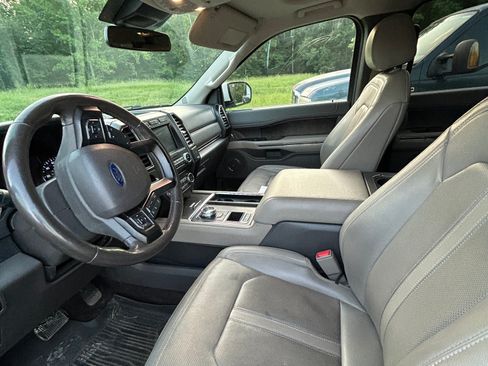 Used 2018 Ford Expedition Max Limited w/ Equipment Group 301A RWD image 14
