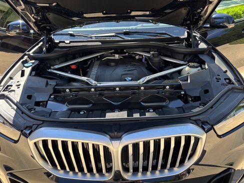 Used 2026 BMW X5 xDrive40i AWD/4WD image 8