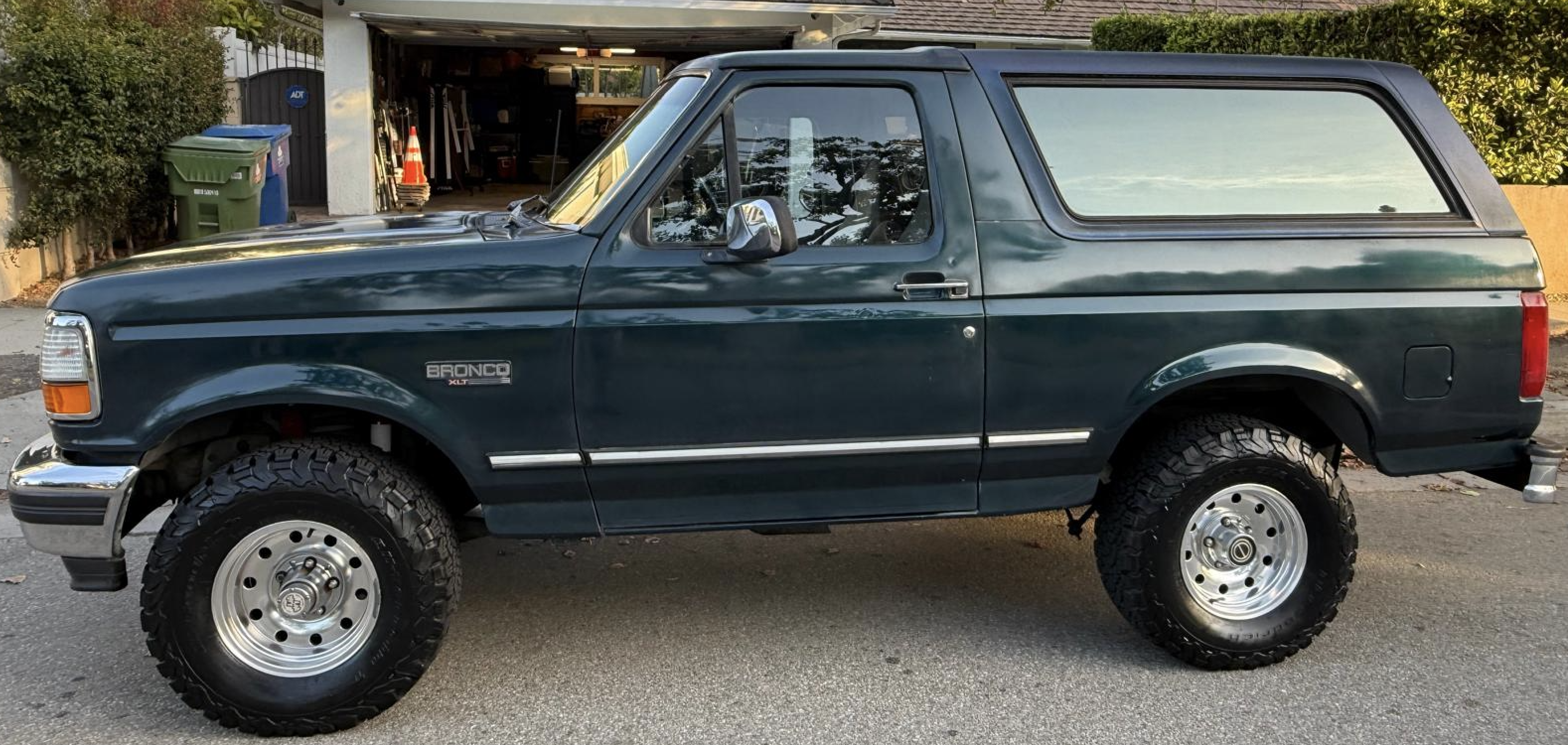 Used 1995 Ford Bronco AWD/4WD image 4