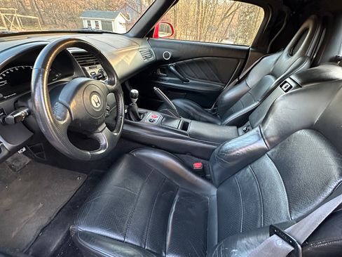 Used 2002 Honda S2000 image 13