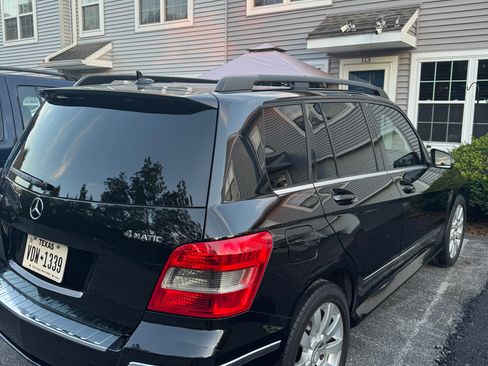 Used 2010 Mercedes-Benz GLK 350 4MATIC image 4