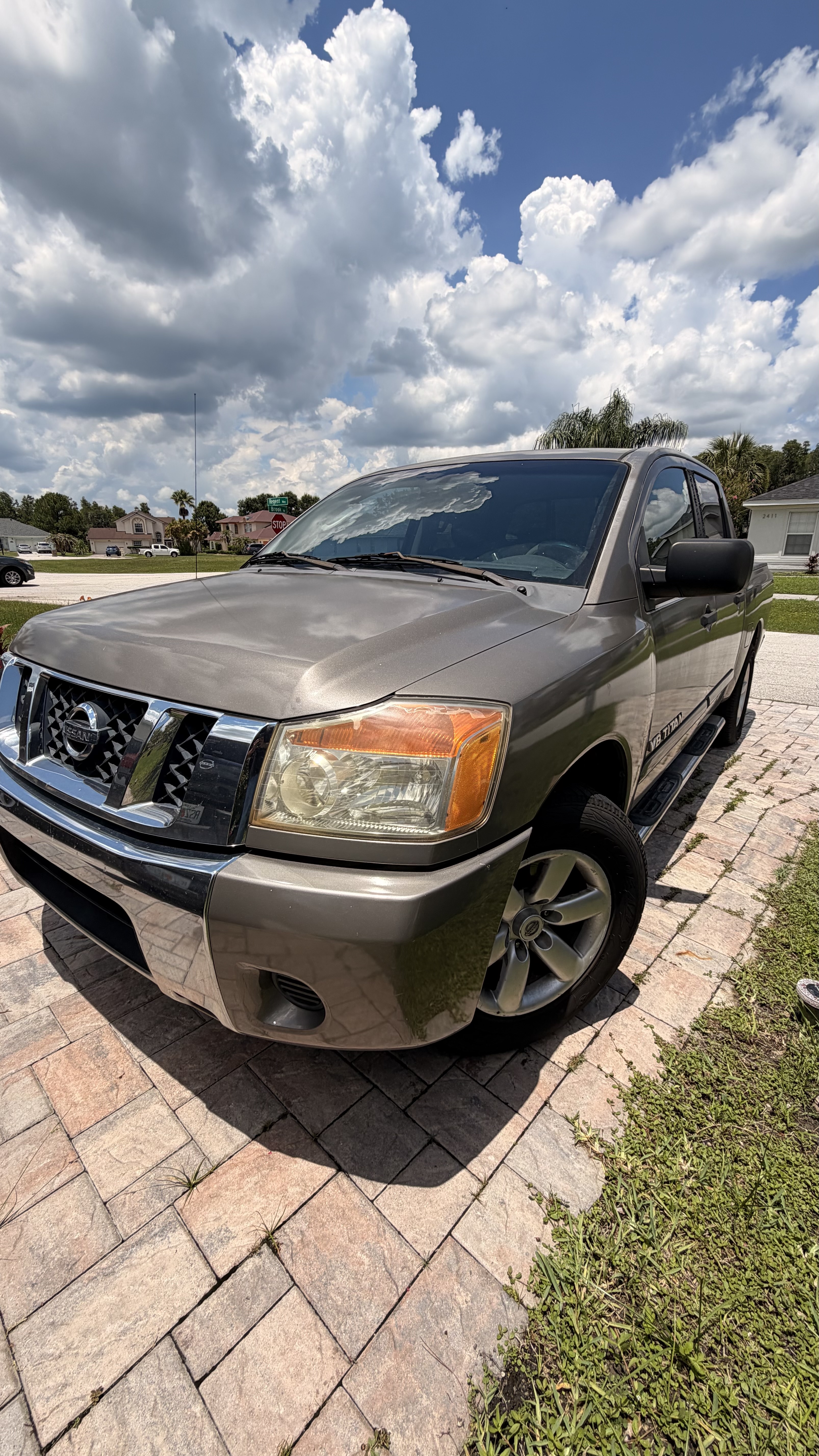 Used 2008 Nissan Titan SE RWD image 2