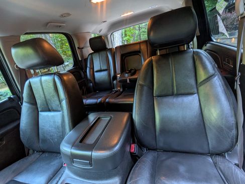 Used 2013 Chevrolet Tahoe 4WD Hybrid image 6