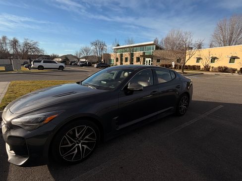 Used 2022 Kia Stinger GT-Line w/ Sun & Sound Package image 4