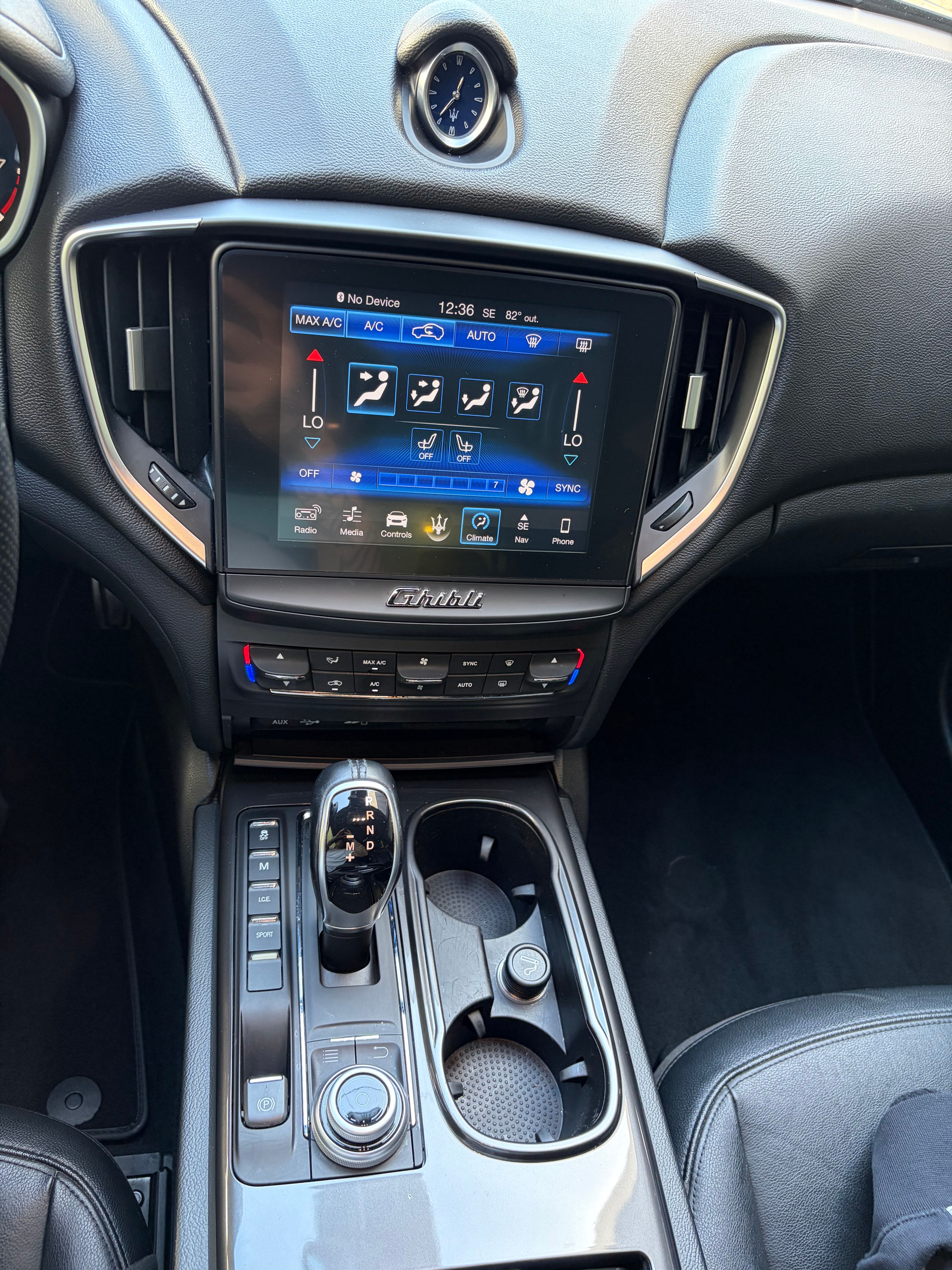Used 2018 Maserati Ghibli RWD image 12
