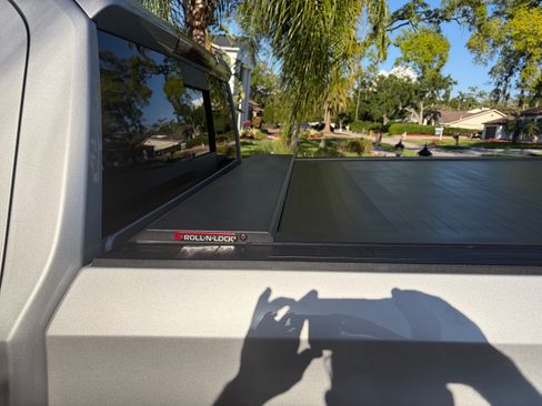 Used 2019 GMC Sierra 1500 SLT w/ SLT Premium Plus Package RWD image 19