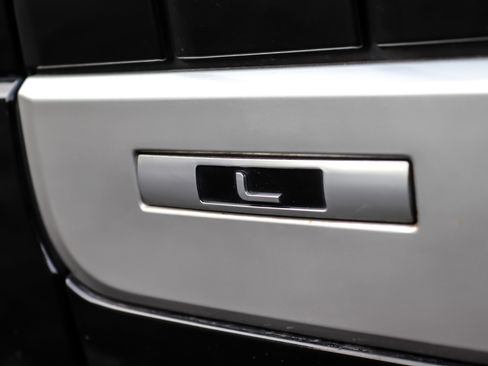 Used 2014 Land Rover Range Rover Long Wheelbase Autobiography image 10