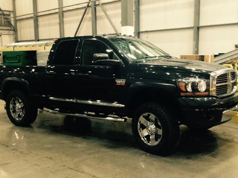 Used 2007 Dodge Ram 2500 Truck Laramie AWD/4WD image 11