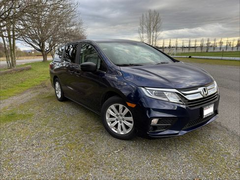 Used 2018 Honda Odyssey LX image 1