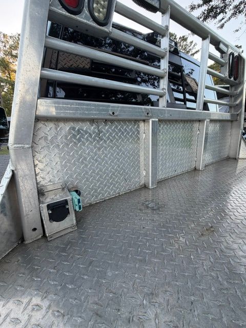 Used 2022 RAM 5500 4x4 Crew Cab image 18