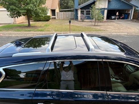 Used 2018 INFINITI QX60 3.5 Sport Utility 4D w/ Deluxe Technology Package image 8