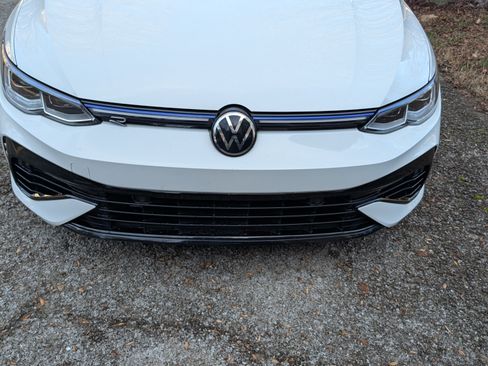 Used 2022 Volkswagen Golf R image 26