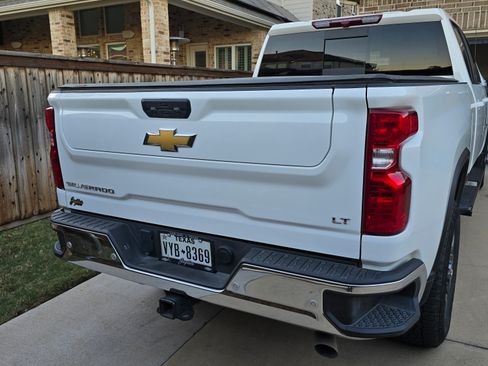 Used 2025 Chevrolet Silverado 2500 LT w/ Safety Package image 2