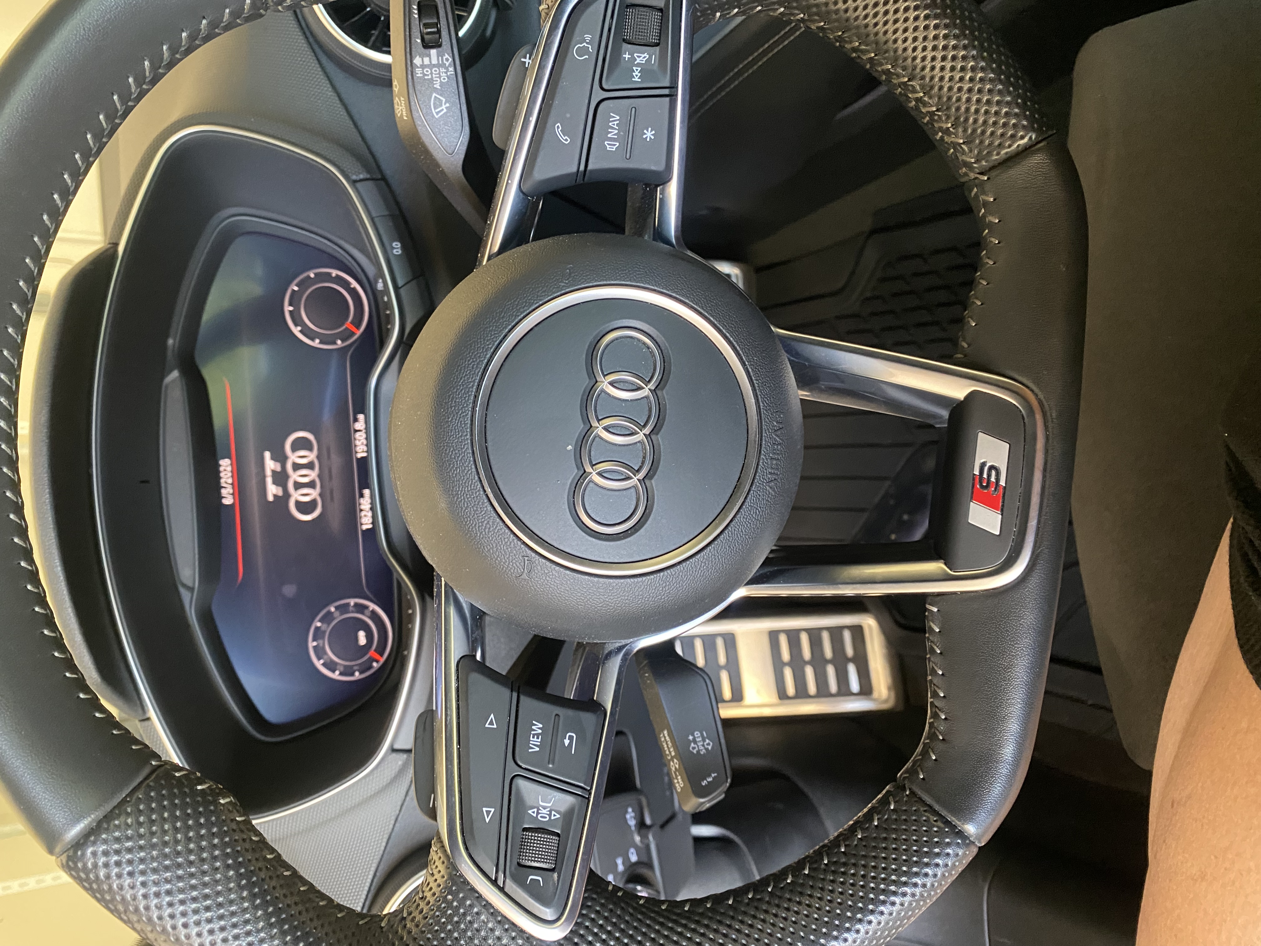 Used 2019 Audi TT 2.0T AWD/4WD image 29