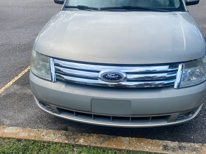 Used 2009 Ford Taurus SE