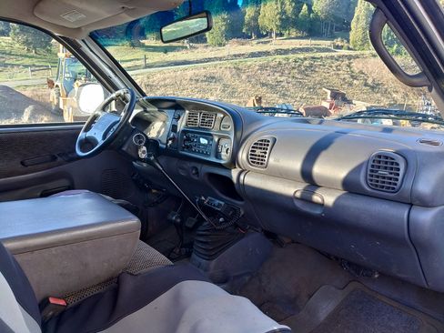 Used 1998 Dodge Ram 2500 Truck 4x4 Regular Cab image 9