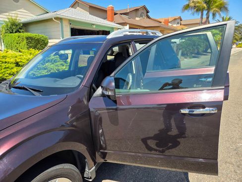 Used 2013 Subaru Forester 2.5XT Touring w/ Popular Pkg 2 image 18