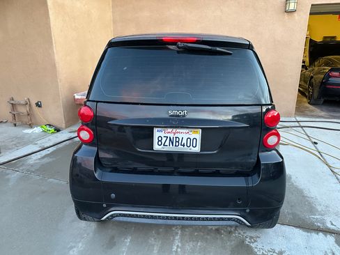 Used 2013 smart fortwo passion image 7