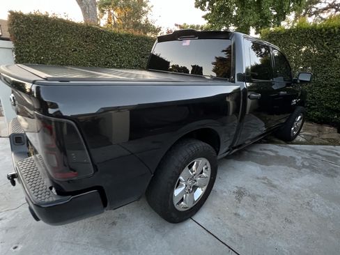 Used 2018 RAM 1500 Express w/ Express Value Package image 23