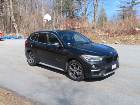 Used 2016 BMW X1 xDrive28i image 2