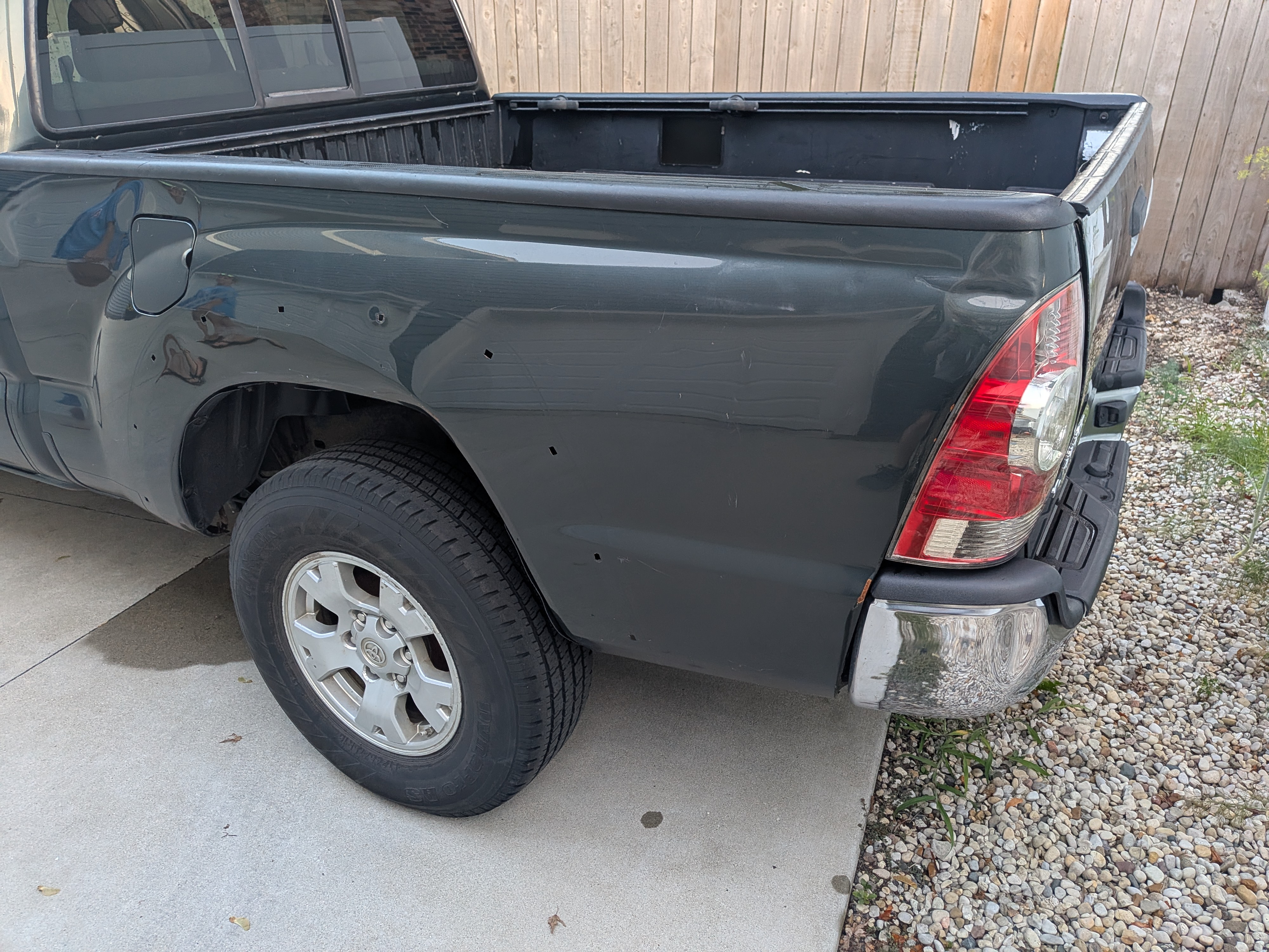 Used 2010 Toyota Tacoma 4x4 Double Cab w/ SR5 Pkg #2 image 5