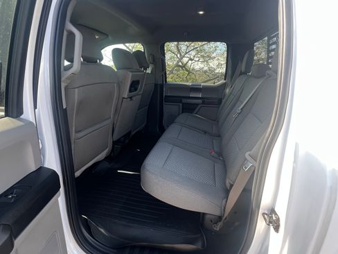 Used 2018 Ford F150 XLT w/ Equipment Group 302A Luxury AWD/4WD image 8