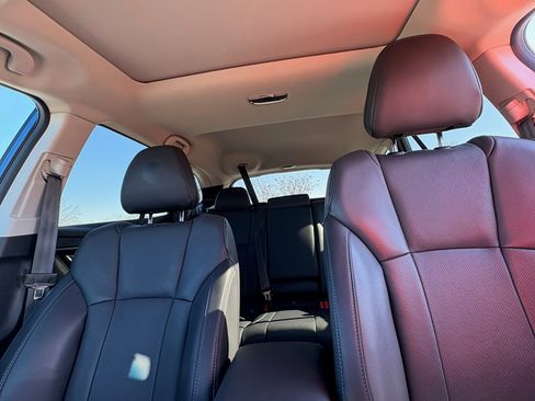 Used 2022 Subaru Outback Limited XT image 27