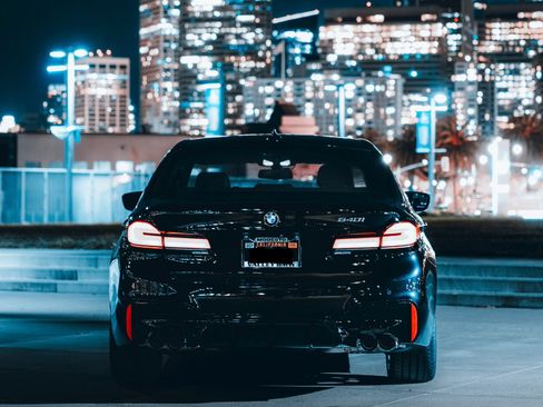 Used 2019 BMW 540i w/ M Sport Package image 19