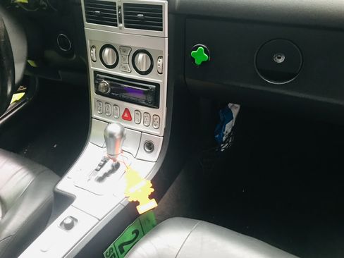 Used 2005 Chrysler Crossfire Limited image 6