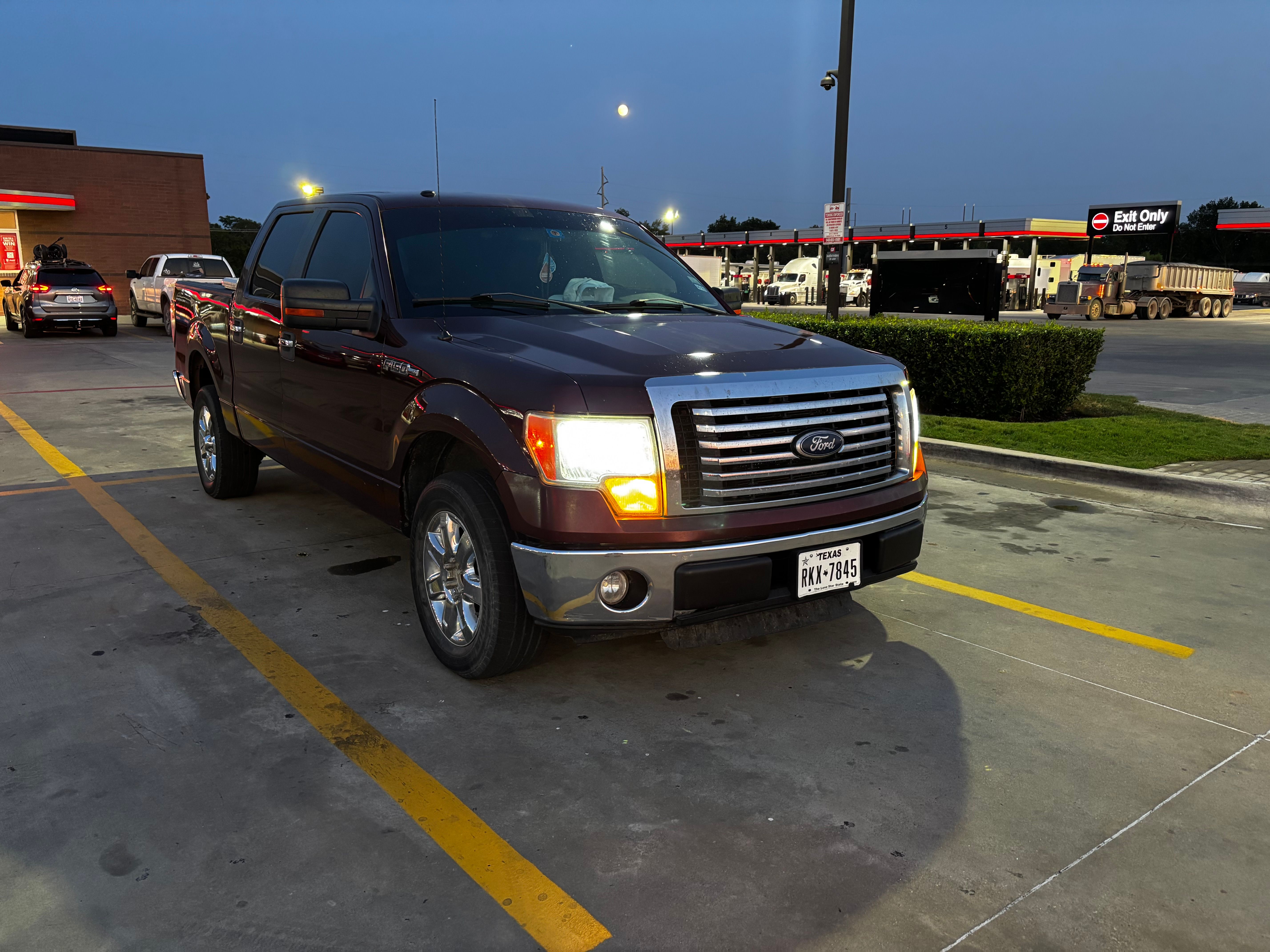 Used 2010 Ford F150 XLT RWD image 6