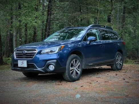 Used 2019 Subaru Outback 2.5i Premium image 1