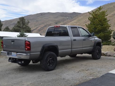 Used 2009 Dodge Ram 3500 Truck SLT w/ Trailer Tow Group AWD/4WD image 4
