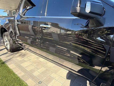 Used 2021 Chevrolet Silverado 1500 High Country w/ Z71 Off-Road Package image 6