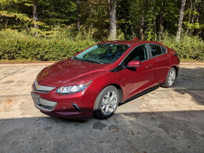 Used 2017 Chevrolet Volt Premier w/ Driver Confidence II Package