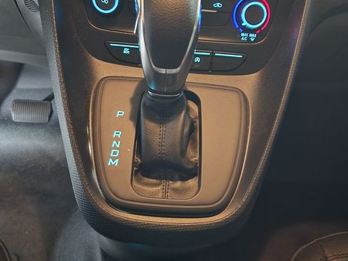 Used 2022 Ford Transit Connect XL w/ Trailer Tow Package image 15