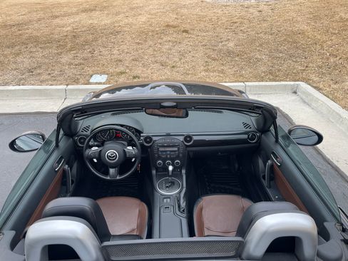 Used 2015 MAZDA MX-5 Miata Grand Touring image 5