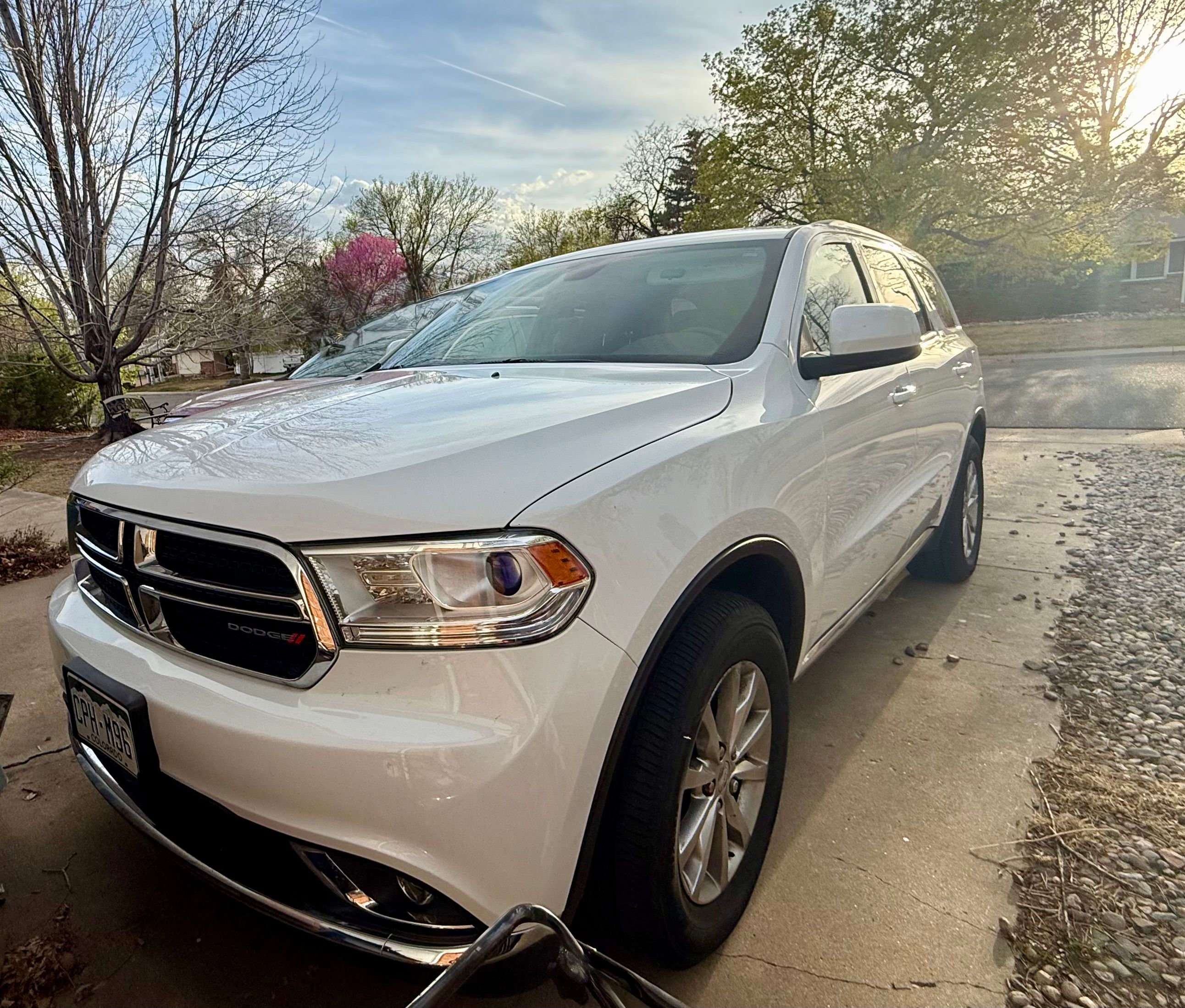 Used 2018 Dodge Durango SXT w/ Quick Order Package 2BB AWD/4WD image 1