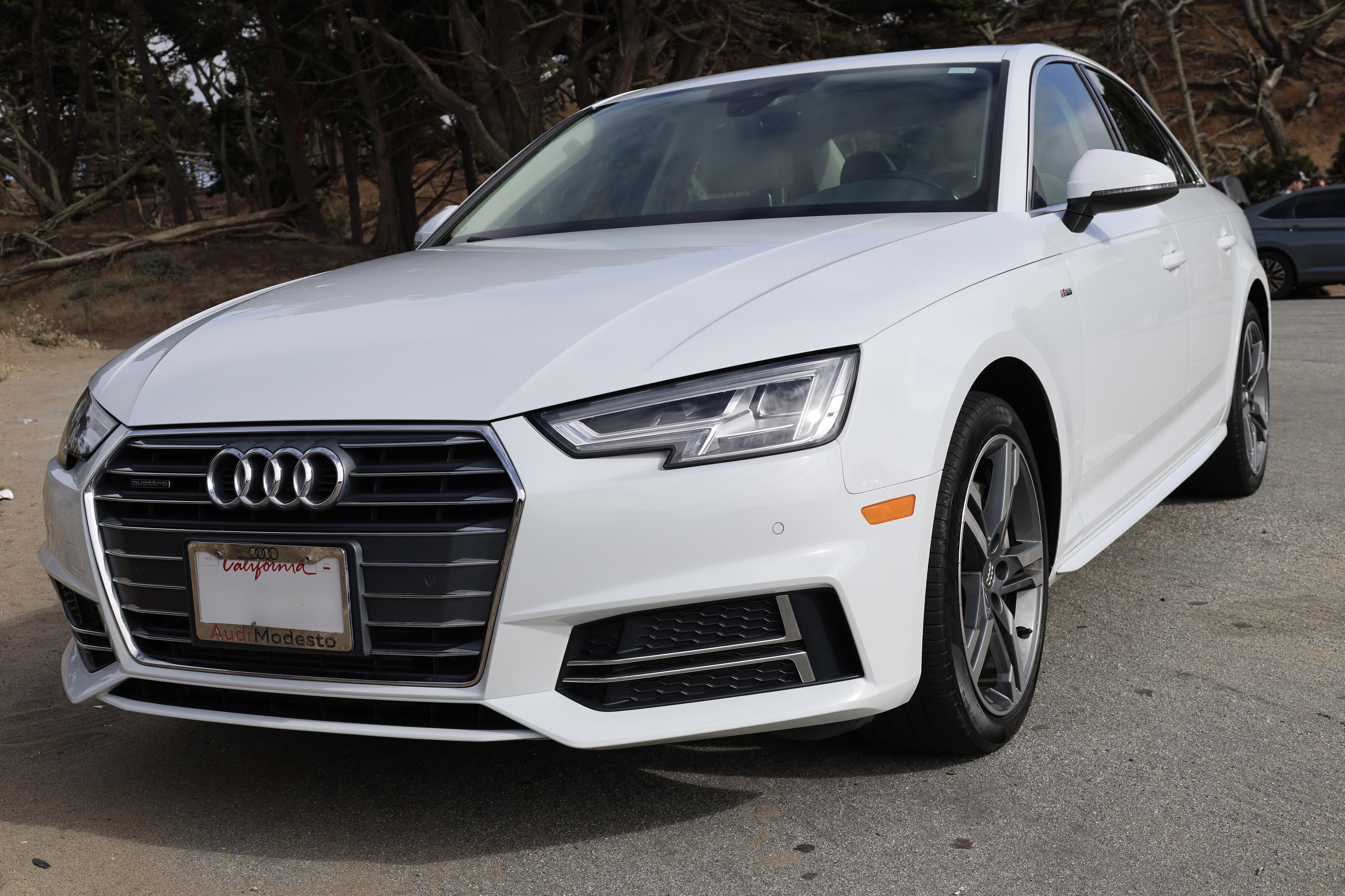 Used 2017 Audi A4 2.0T Premium Plus w/ Premium Plus Package AWD/4WD image 6