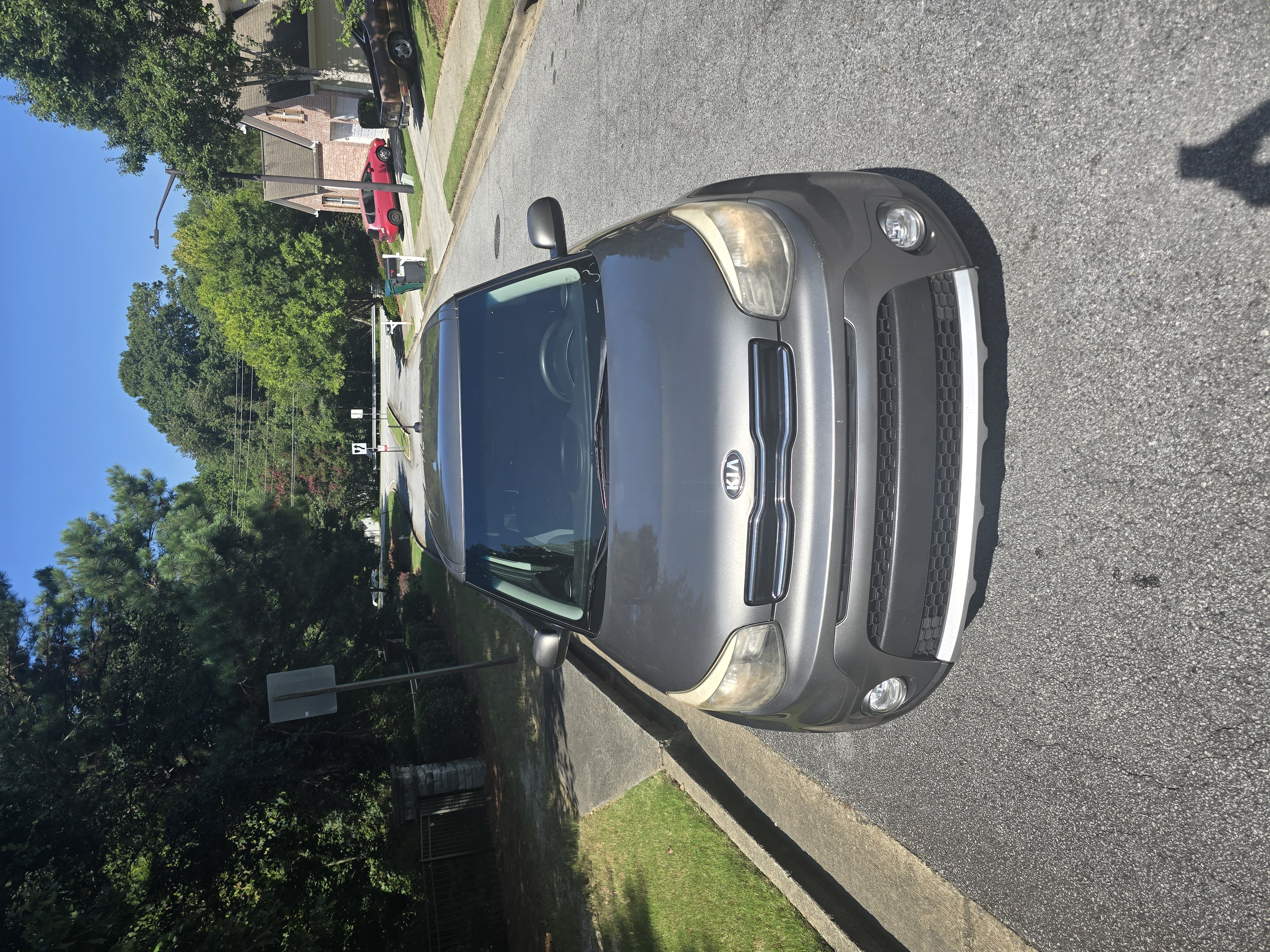 Used 2018 Kia Soul + FWD image 2