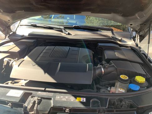 Used 2013 Land Rover Range Rover Sport HSE LUX image 8