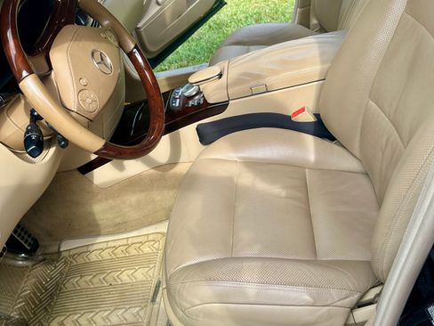 Used 2012 Mercedes-Benz S 550 image 10