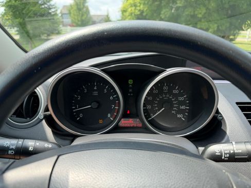 Used 2011 MAZDA MAZDA3 i Touring FWD image 10