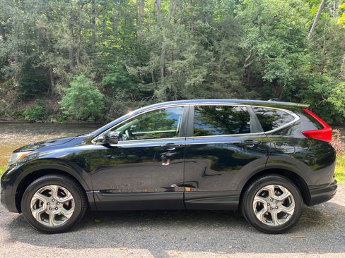 Used 2018 Honda CR-V EX-L image 2