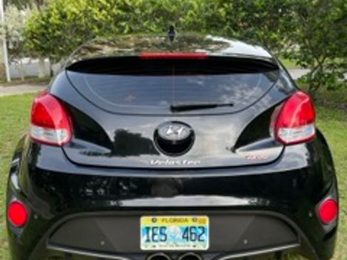 Used 2017 Hyundai Veloster Turbo w/ Tech Package 02 image 16