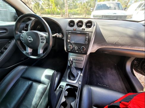 Used 2007 Nissan Altima 3.5 SE w/ Technology Pkg image 8