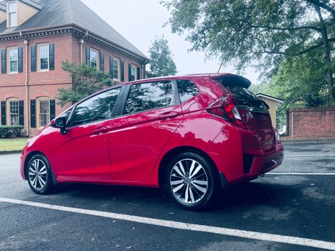 Used 2016 Honda Fit EX image 28