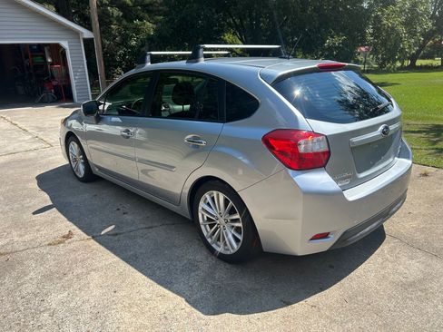 Used 2012 Subaru Impreza 2.0i Limited image 4
