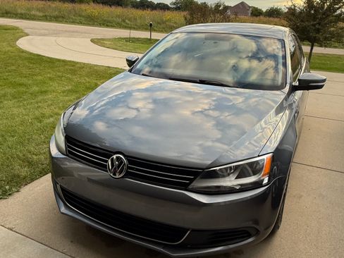 Used 2014 Volkswagen Jetta TDI image 2